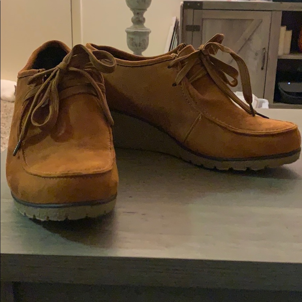 Avenue 11W wedge suede loafers